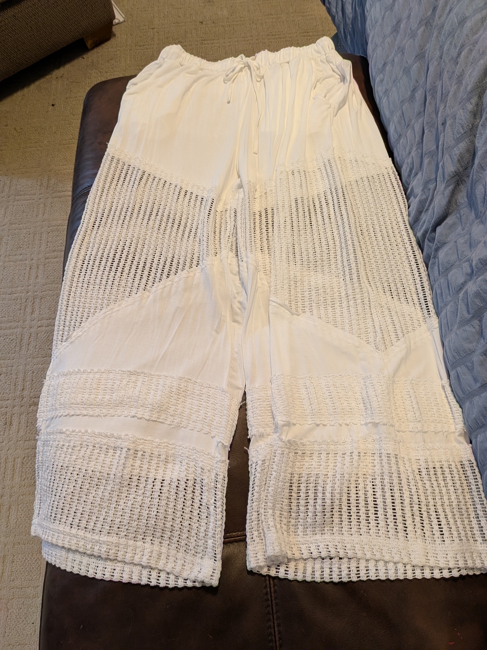 Pol White Wide Leg Crochet Detail Pants, Size Med